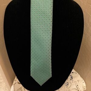 IZOD Men's Necktie Green & Polka Dot Tie